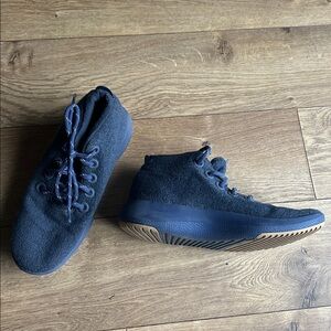 Allbirds WRUM Merino Wool Runner Up Mizzles Womens 9 Blue Athletic High Top Shoe